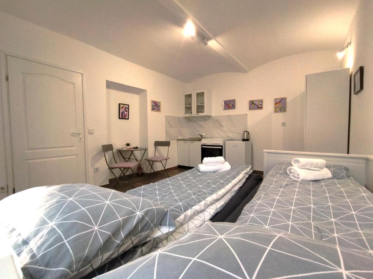 Good Vibrations Apartments ザグレブ エクステリア 写真